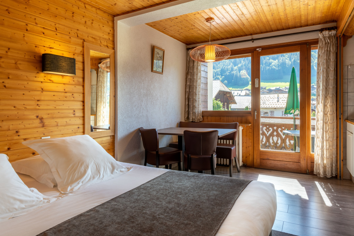 Chambre avec Kitchenette et Balcon